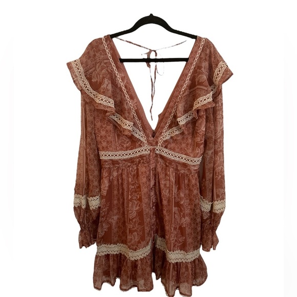 ASOS lace insert mini dress ruffle detail
& button through- pink floral size 14 - Picture 5 of 13